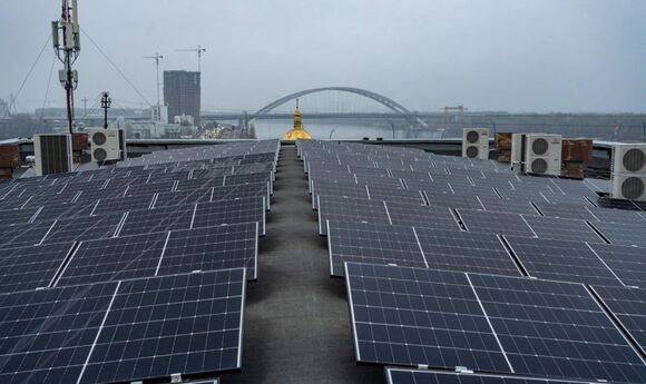 Naftogaz and Ukrnafta to help Kyiv-Mohyla Academy achieve energy independence