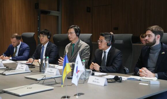 Naftogaz signs memorandum with South Korean Hyundai