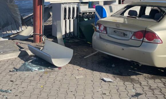 Росіяни вдарили дроном по заправній станції на Нікопольщині: п’ятеро постраждалих