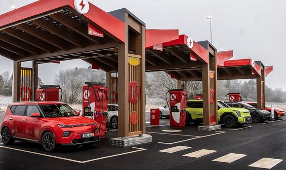 Circle K відкрила флагманську електрозаправну станцію