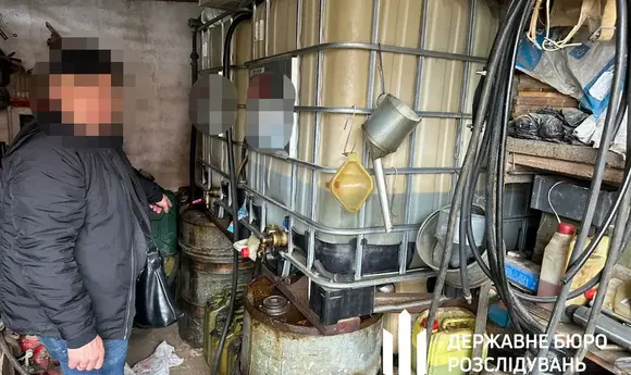 ДБР викрило схему розкрадання дизпального ЗСУ на Миколаївщині