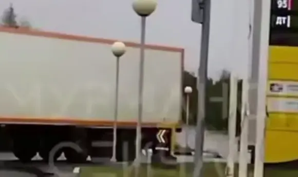 Дрони, якими атакували авіацію РФ, злітали з АЗС «Роснефть» — росЗМІ