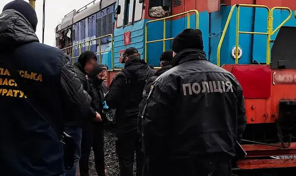 У Миколаєві розкрадали дизельне: затримали заступника начальника локомотивного депо УЗ