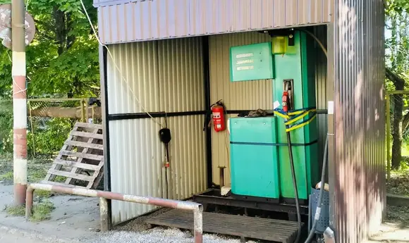 Податківці виявили незаконну АЗС на Волині 