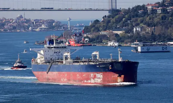 Росія підвищує план експорту нафти на серпень після атак дронів