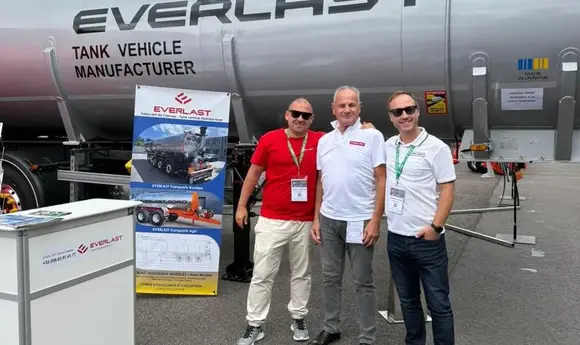 Everlast бере участь у виставці у Франції