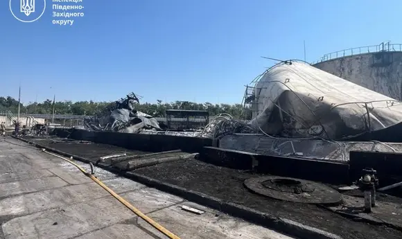 Держекоінспекція показала наслідки серпневого обстрілу нафтобази SOCAR
