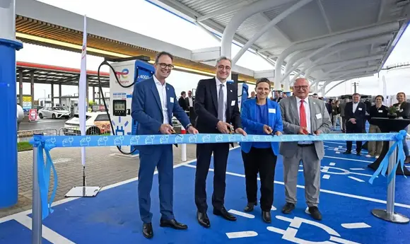 TotalEnergies відкрила хаб зарядки в аеропорту Берліна