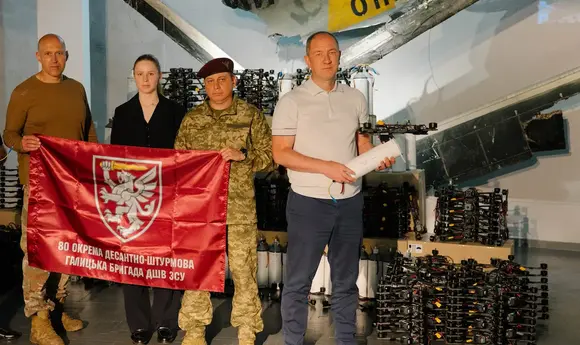 «Укрнафта» передала десантникам безпілотники і старлінки вартістю 18 млн грн