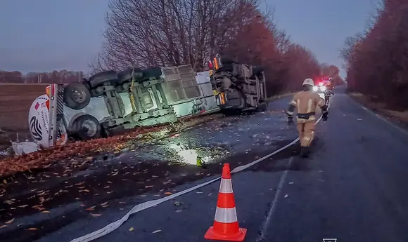 На Вінниччині перекинувся газовоз із LPG