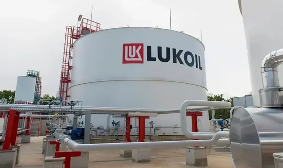 Литва зупинила транзит вантажів «Лукойлу» до Калінінграда через санкції США