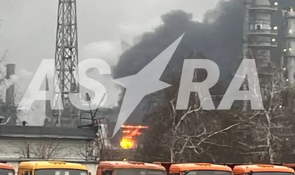 На «Нижнекамскнефтехим» горіла установка