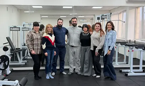 «Дорога добра» від WOG: три медзаклади отримали медичне обладнання