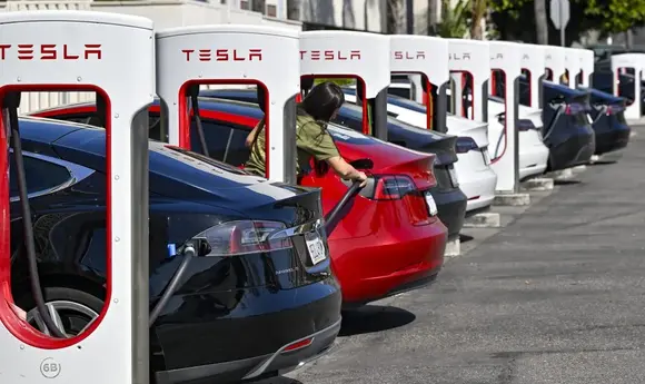 ЄС розробляє нову схему щодо альтернативних видів пального і електромобілів