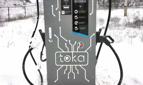 TOKA та BVS відкрили електрозарядку в Харкові