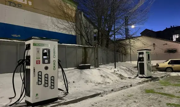 На АЗК OKKO у Львові з'явились електрозарядки від TOKA