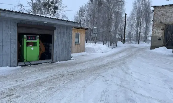У Рівненській області припинили діяльність нелегальної АЗС