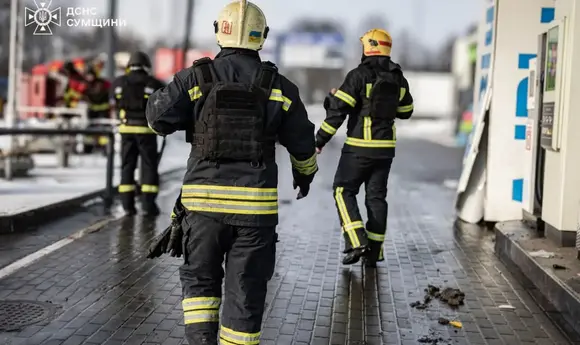У Сумах російська армія вдарила дроном по АЗС ОККО