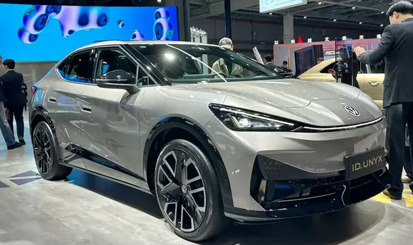 Рекорд грудня: 8 із 10 найпопулярніших авто в Україні — на електротязі