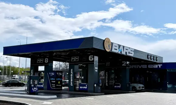 У Києві відкрився перший АЗК BARS