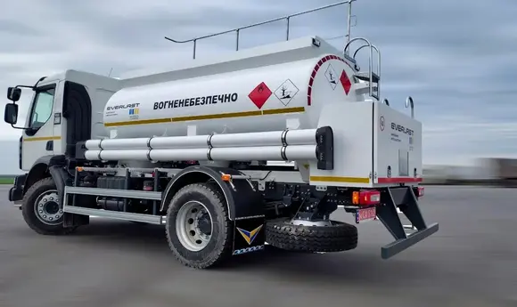 Everlast презентує новий паливозаправник на конференції AgroPetrol 2026