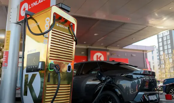 Нова віха: Circle K встановила 1 тис. точок зарядки електромобілів в Норвегії