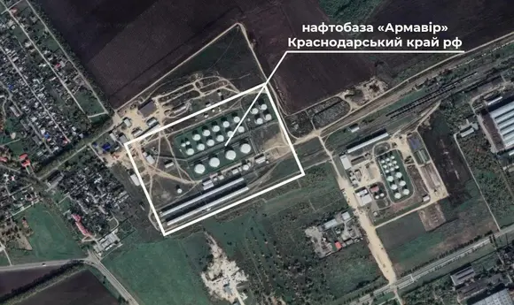 Сили оборони уразили танкер і дві нафтобази в Росії, термінал у Феодосії