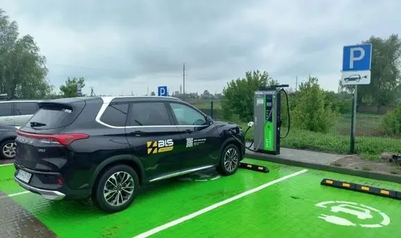 На АЗК WOG у Полтавській області з'явилась електрозарядка TOKA