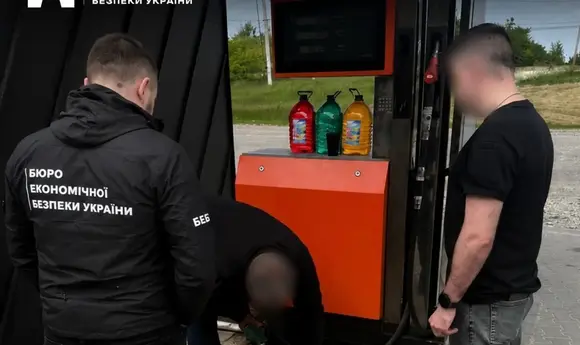 На Буковині судитимуть оператора АЗС за збут контрафактного дизпального