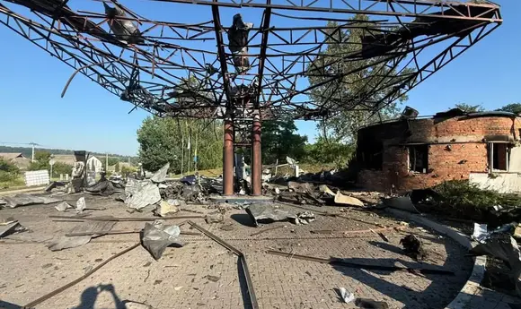 Внаслідок атак пошкоджено об’єкт видобутку та три АЗС «Укрнафти» 