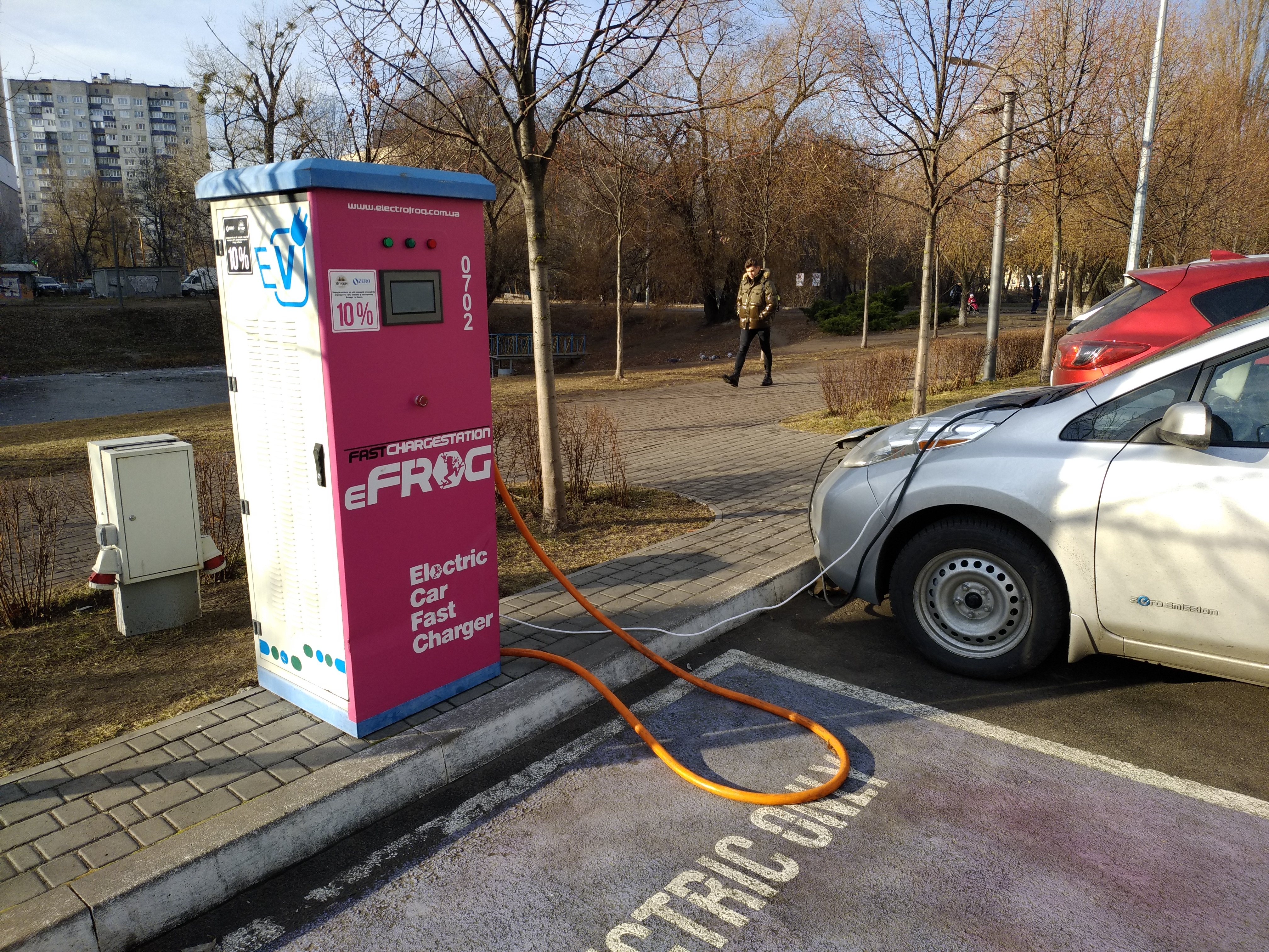 Электромобили удвоились