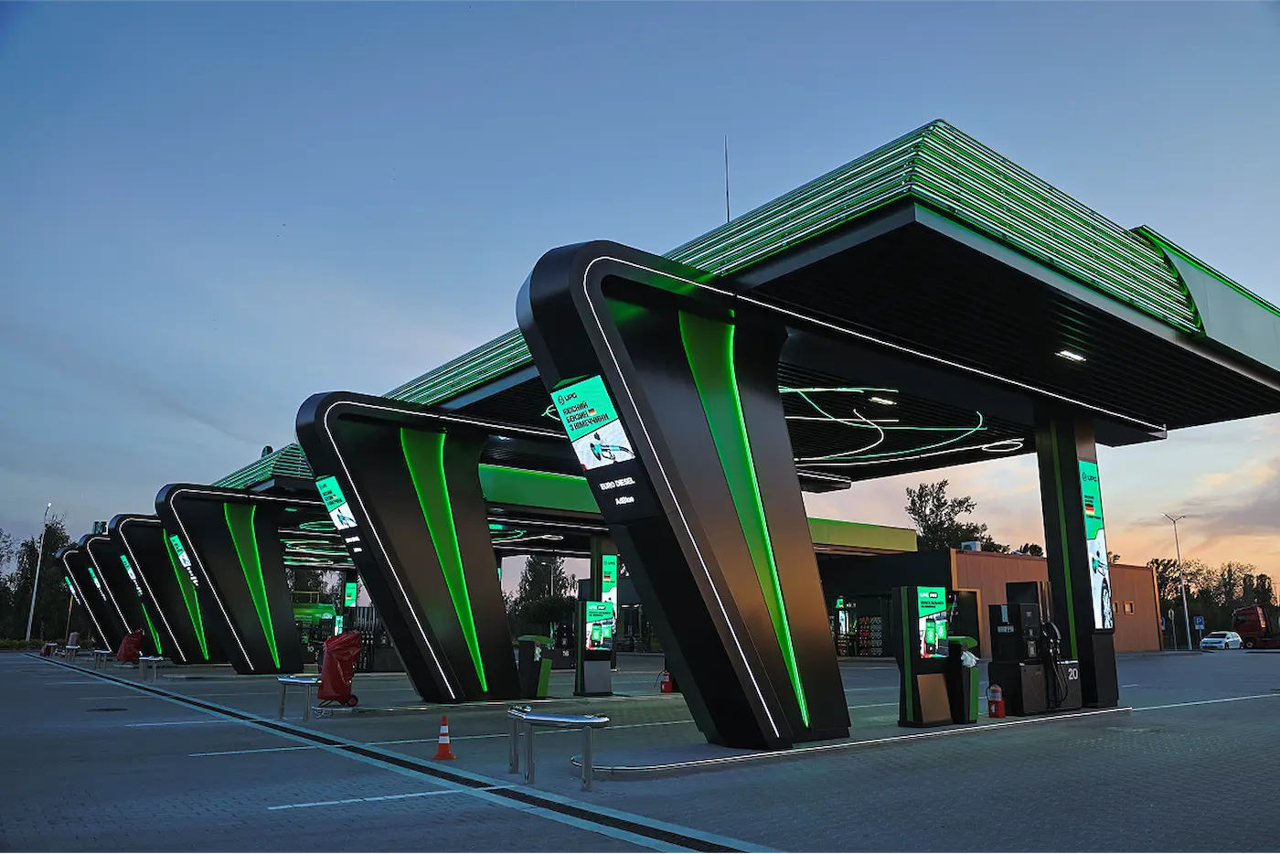 Володимир Петренко: Відновлення кожної АЗК це робочі місця, податки та відбудова інфраструктури