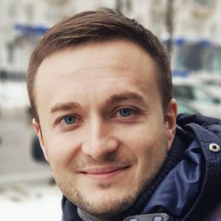 Олександр Момот