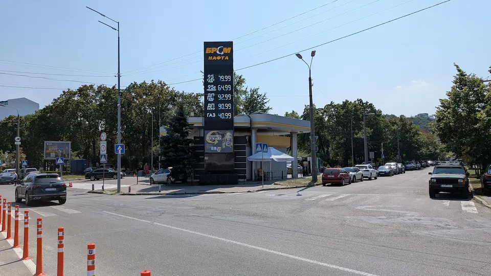 Великі мережі АЗС підвищили ціни на дизпальне