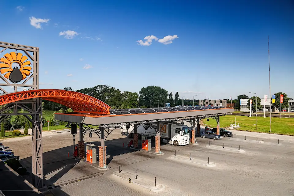 АЗК «ПЕРОН» №4 у Черкасах стала повністю енергонезалежною