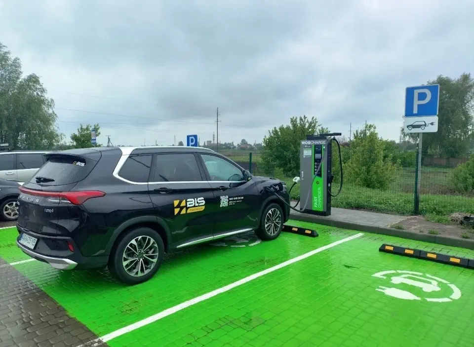 На АЗК WOG у Полтавській області з'явилась електрозарядка TOKA