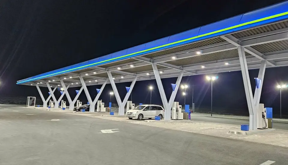 На трасі Шикмент-Ташкент відкрилась найбільша АЗС в Казахстані Royal Petrol